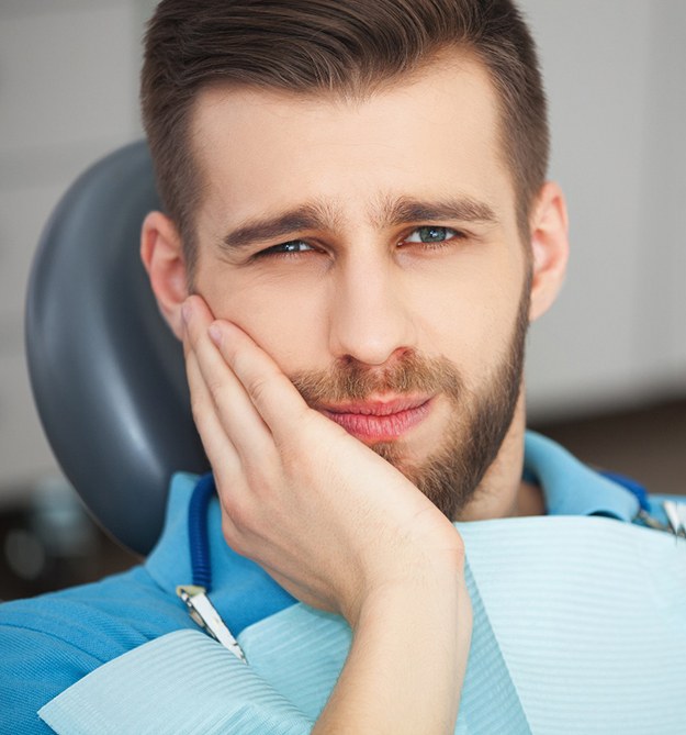 Dental patient with tooth pain; dental emergency in Willow Grove, PA